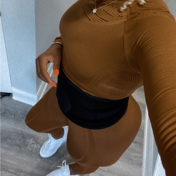 Two piece Set - Picture 2 of 2